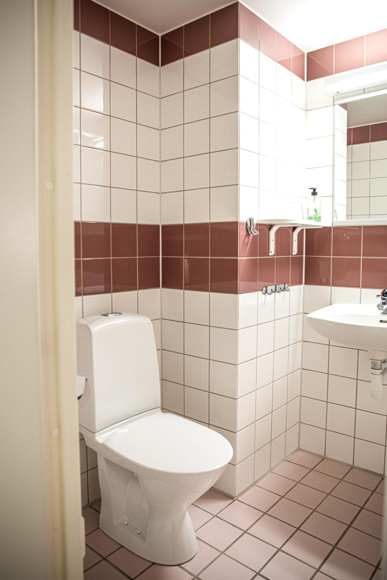 Hotel Kupolen Borlange Bagian luar foto